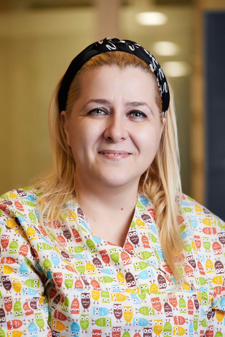 sensory-team-member-amra